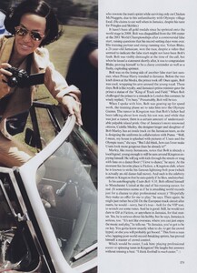 Demarchelier_US_Vogue_June_2012_08.thumb.jpg.1f1a89e7ac145783a386318bffefbee0.jpg