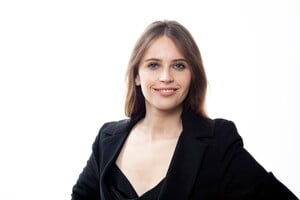 Felicity-Jones-On-the-Basis-of-Sex-promo-2018-005.jpg