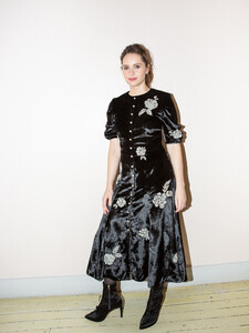 Felicity-Jones-Photoshoot-For-Coveteur-2018-004.jpg