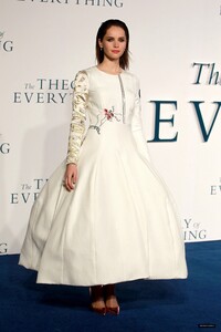 Felicity_Jones_photo.filmcelebritiesactresses.blogspot-0105.jpg