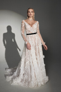 Justin-Alexander-Signature-Bridal-S23-87.jpg