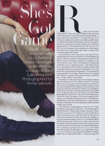 Leibovitz_US_Vogue_April_2012_02.thumb.jpg.f8eb8a03e027a69998affba0c387e69f.jpg