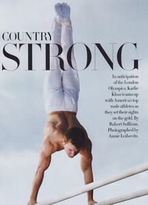 Leibovitz_US_Vogue_June_2012_01.thumb.jpg.3ea7940216dbd47c188fdf5354c20af4.jpg