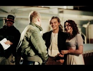 Leo-Kate-kate-winslet-and-leonardo-dicaprio-14978215-500-386.thumb.jpg.63bdfcbf3b156803c1eb0f5edf8e2c09.jpg