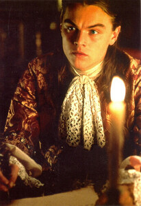 Leonardo-DiCaprio-as-King-Louis-XIV-the-man-in-the-iron-mask-6456704-345-500.thumb.jpg.7bff688e95a802dea9b50a3e36ca7e72.jpg