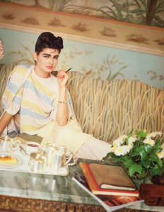LoeweAdElleSp0387no6b.thumb.jpg.712c7c78673fbed8e8cb2231b7ae6b68.jpg