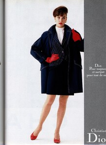 MarieClaireJ1989APR059.thumb.jpg.306757053b632eda71bcd9ecfaf40e13.jpg