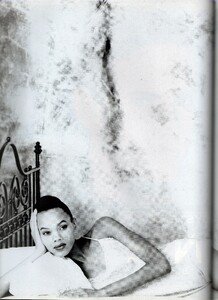 MarieClaireJ1989APR097.thumb.jpg.5dd717a97e2eeeb72caaece0054798e2.jpg
