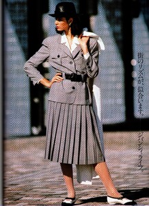 MarieClaireJ1989APR105.thumb.jpg.a8cd6e65fb98a5fcb6855fc84bc20479.jpg