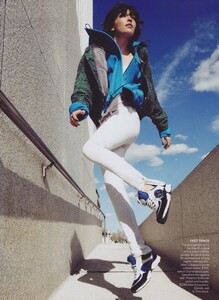 McDean_US_Vogue_June_2012_02.thumb.jpg.b1add2c2cb0429faab57b7f17d56ec0d.jpg