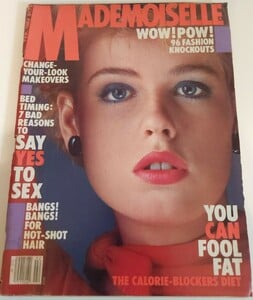 MdelleUS0283coverJenyHoworth.thumb.jpg.f826b87b0cf8c4eb9e965dd19c69ad37.jpg