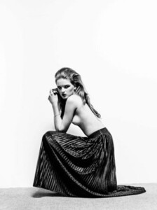 Olga-Mazur-023.thumb.jpg.e48cb0e40e23520dec30b7a3864d4c9d.jpg