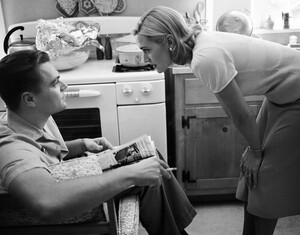 Revolutionary-Road-revolutionary-road-31305522-500-392.thumb.jpg.a042f247cacc703f4ee2f12ba947ea2f.jpg