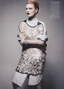 Tails_McDean_US_Vogue_April_2012_03.thumb.jpg.27da2fff5c446f034dc047245e3094be.jpg