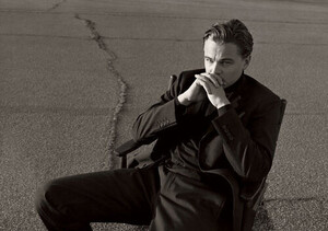 Vanity-Fair-leonardo-dicaprio-146948_500_352.thumb.jpg.fb03bf872bae33c28fe945c19ace0938.jpg