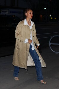 adwoa-aboah-at-the-new-museum-in-new-york-04-04-2022-3.jpg