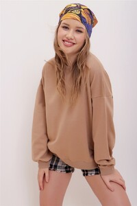 bisiklet-yaka-oversize-basic-sweatshir--4dec-.jpg