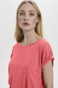 calypso-coral-adeliasz-t-shirt2.jpg