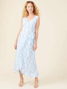 cerise_0188905435_blue_white_lyon_floral_019.jpg