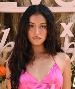 cindy-kimberly-revolve-event-in-los-angeles-04-16-2022-5.jpeg