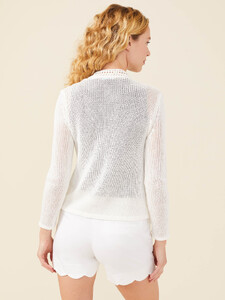 delila_0187631022_white_54.jpg