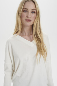 ice-kilasz-v-neck-pullover2.jpg