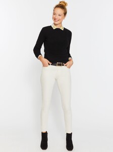 jamey_0154841022_solid_black_011.jpg