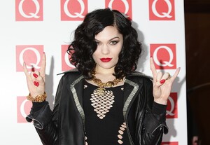 jessie-j_h8g3nkzb37p.jpg