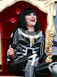 jessie-j_kzpnhqqx95e.jpg