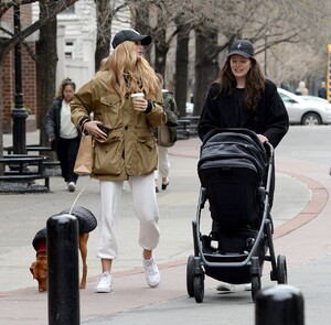 kate-bock-and-emily-didonato-stroll-in-new-york-04-03-2022-1.jpg