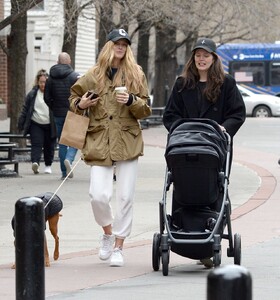 kate-bock-and-emily-didonato-stroll-in-new-york-04-03-2022-6.jpg