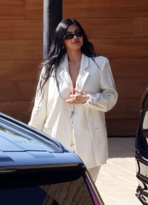 kylie-jenner-arrives-at-the-hulu-launch-pparty-in-malibu-04-06-2022-0.jpg