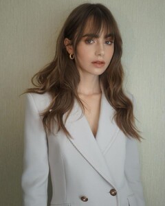 lily-collins-instagram-photos-04-12-2022-0.jpg