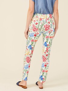 masie_pants_0134153992_madeira_floral_off_white_red_blue_046.jpg