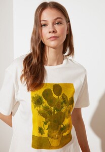 trendyol-7990-1368685-3.jpg