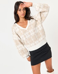 verity-v-neck-knit-milkneutral-front-kl53168chk.jpg