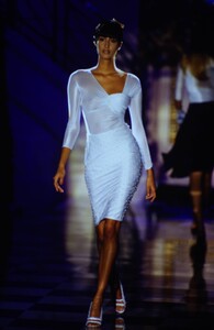 versace-hc-ss-95-1.thumb.jpg.64e2f34a67c0d349dc78dcd204cb91a0.jpg