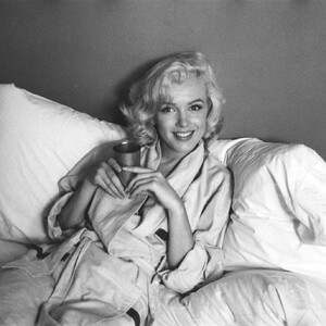 01c8d8c8e4eede3797c1685802ca19fc4c-24-marilyn-45.2x.rsquare.w536.jpg