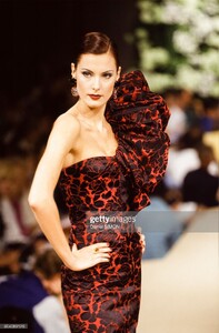 1074190365_fall1995ysl-Hc.thumb.jpg.9c36fe92068238857190e7cb12b5143e.jpg