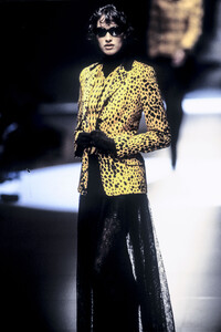 1173028977_Genny1993WomenRTW20.thumb.jpg.85fd5c0d020d169af8f42306cd53e2fb.jpg