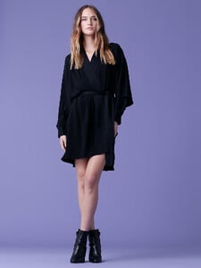 12450DVFBLACK_A5.jpg