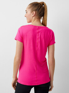 Under Armour - Swiss tulle jacquard tee - Medium Pink - A3_1.jpg