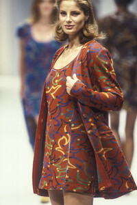 1670900081_Missoni1994WomenRTW40.thumb.jpg.3dfc22d63413f6193c2a1eed7d326a6c.jpg