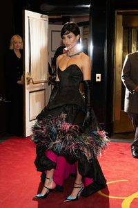 [1395090281] The 2022 Met Gala Celebrating 'In America - An Anthology of Fashion' - Street Sightings.png
