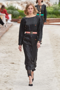 Sarah Dahl Chanel Resort 2023 1.png