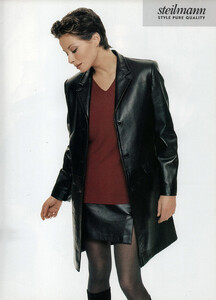 20-FASHIONGUIDEDEWint1998-m.Emma-LouiseCornish-ph_Unk.thumb.jpg.7480386493d146a6d412d97d530f5ce2.jpg