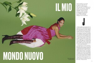 Vogue Italia N.860 - Maggio 2022-page-m002.jpg