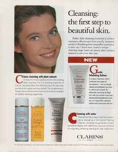 21-COSMOPOLITANUKmar92-CLARINS-m.UlrikaJonsson-ph_Unk.thumb.jpg.6106295dbb7efc1028449441df1bff1e.jpg