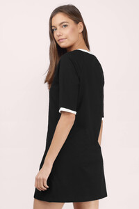 black-white-easy-sunday-shirt-dress (3).jpg