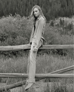 Kenz BROWN Screenshot 2022-05-12 at 16-02-03 Karin Models - Kenz BROWN Karin Models.png